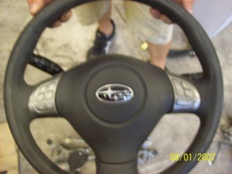 Volante con Commandi Pelle Liscia Subaru Impreza Anno 2010 - Clicca l'immagine per chiudere