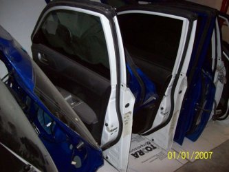 Porte Anteriori Complete Subaru Impreza 2004-2009 - Clicca l'immagine per chiudere